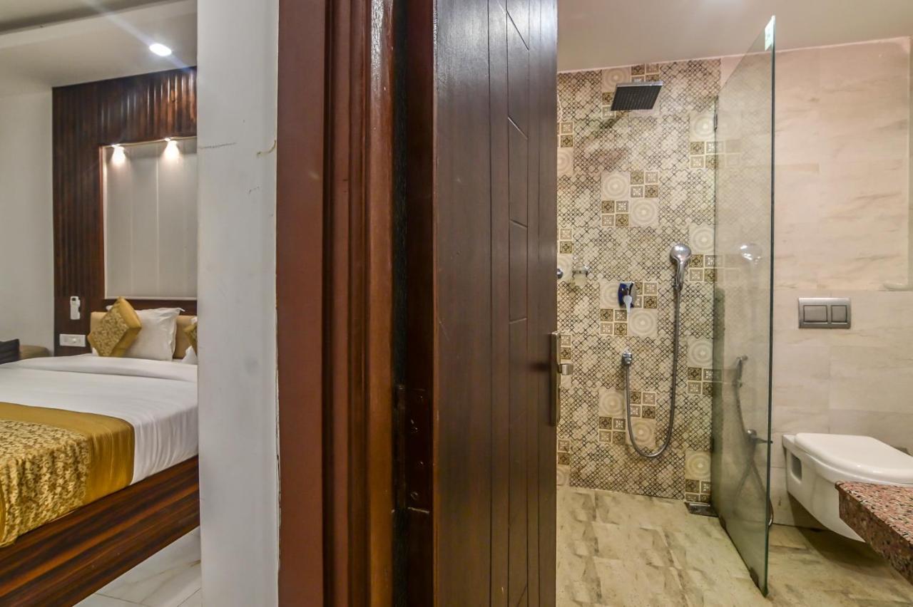 De Falcon Goa Beach Resort Candolim Exterior photo